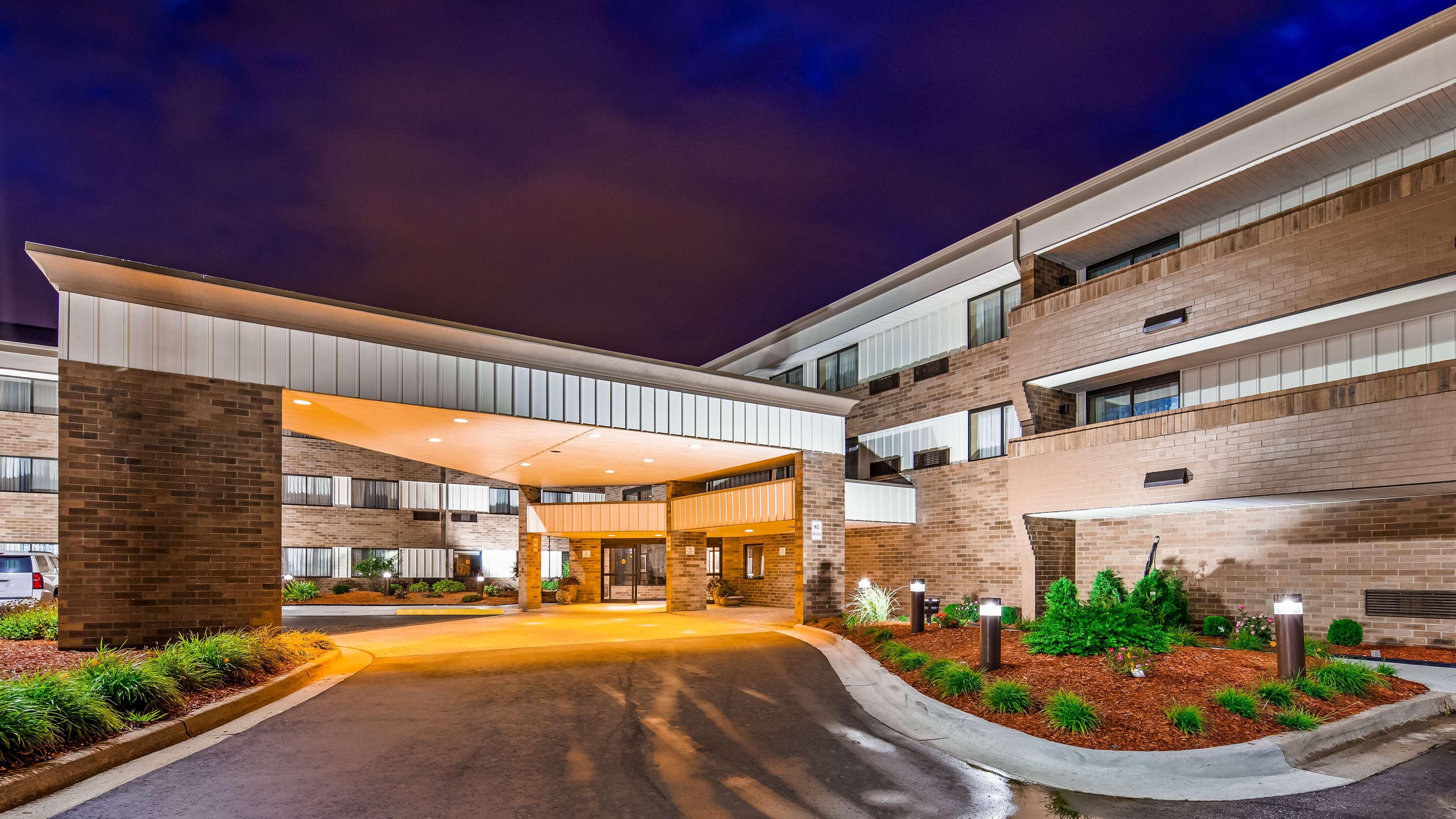 Best Western Warren Hotel Экстерьер фото